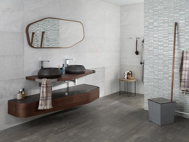 如何选择适合自己的装修材料？这是一个让许多房主头疼的问题。